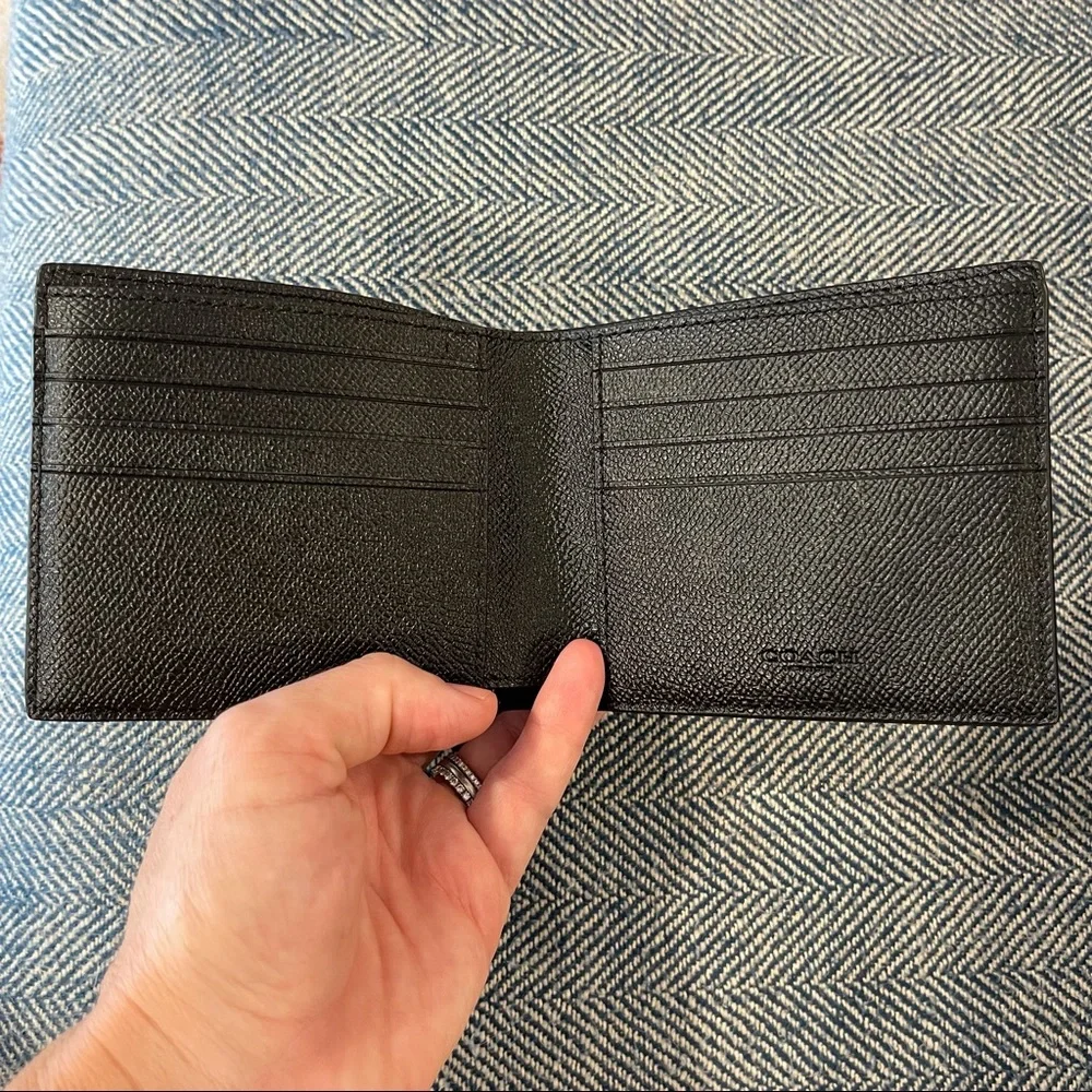COPY - Coach Like New Bifold Wallet, Black